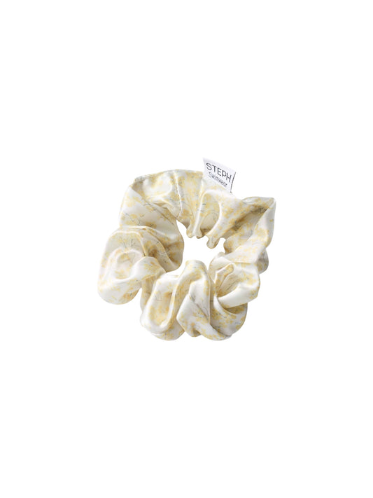 Lilium Scrunchie