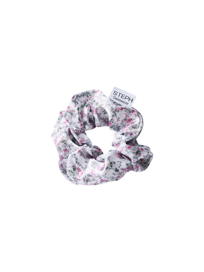 Dahlia Scrunchie